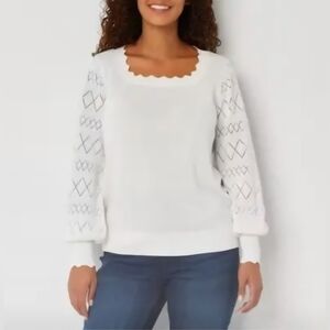Liz Claiborne | Off White Scalloped Neck  Sweater Size XXL